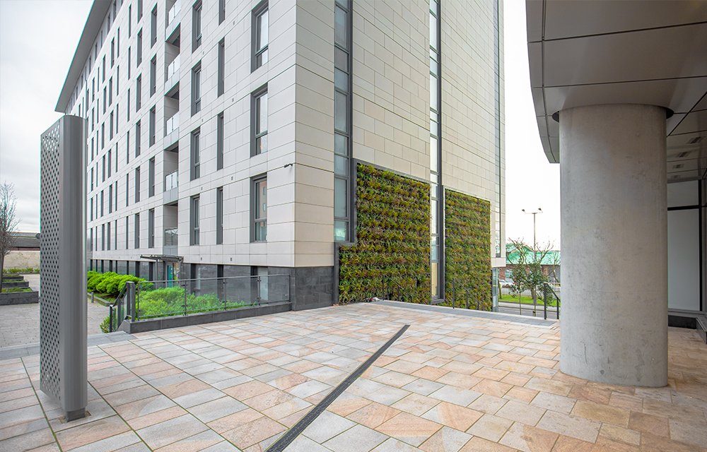 Mobilane LivePanel Outdoor LivePanel Liverpool green wall waterfront apartments