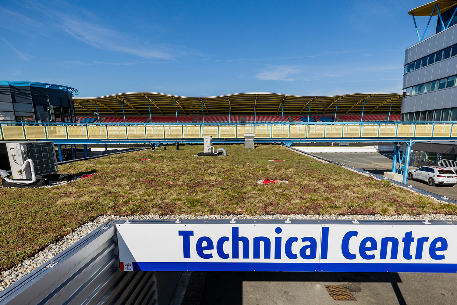 Sedum roof TT Circuit Assen